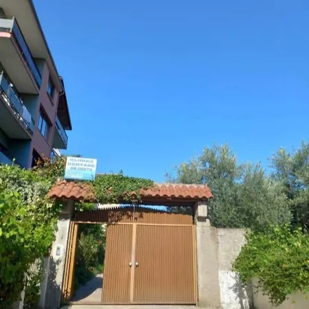 Dentart&apartments Appartamento Tirana